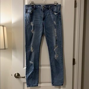 Charlotte Russe Refuge Distressed Denim Jeans